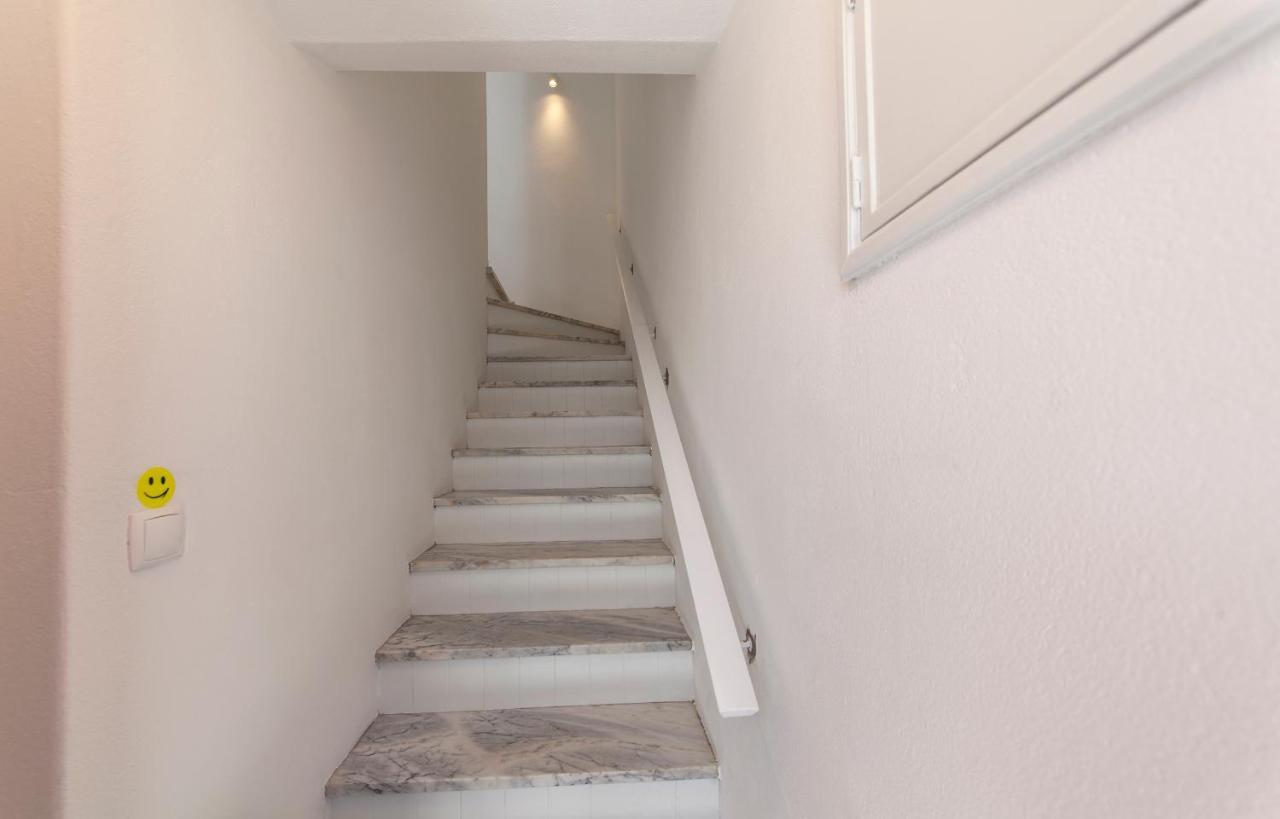 B48 - Olive Tree Street 2 Bed Flat Apartment Lagos Luaran gambar